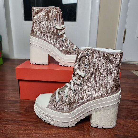 Converse Chuck Taylor Lug Sole Heeled Platform Boot 6.5 NIB - Picture 5 of 9